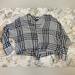 Size XS black and white plaid button down tie tie shirt